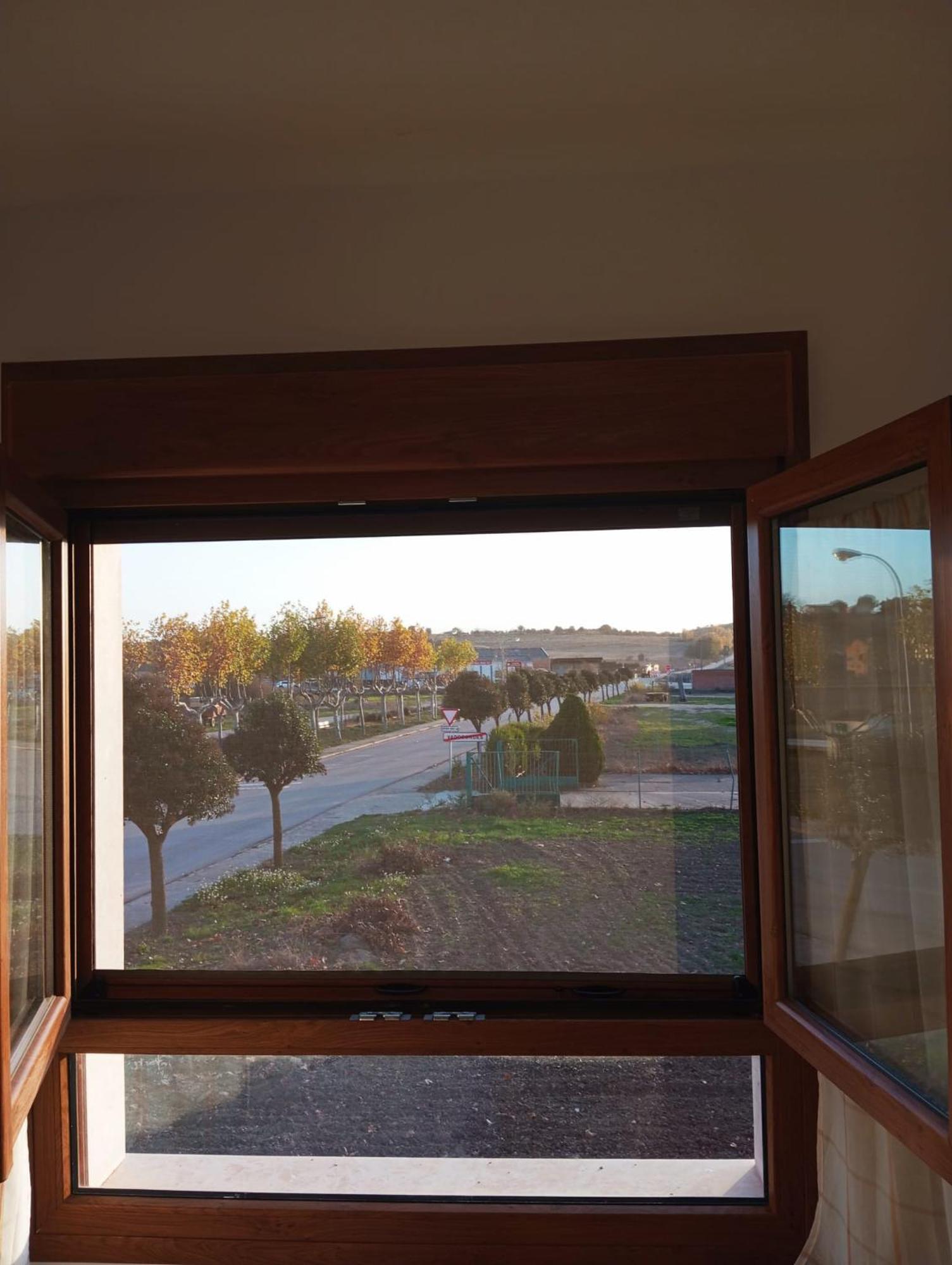 Vadocondes Chalet De Artistas מראה חיצוני תמונה